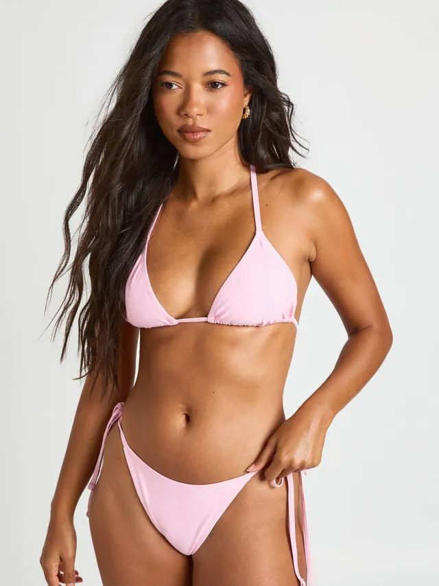 boohoo Dames Essentials Driehoek Bikinitop Roze