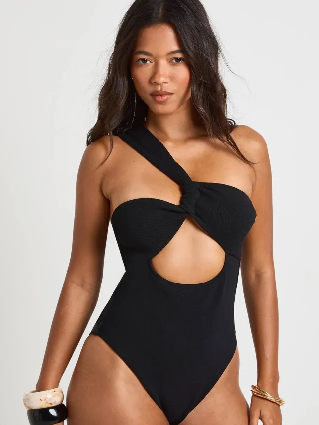 boohoo Dames Asymmetrisch Badpak Met Uitsnijding In Het Midden Zwart