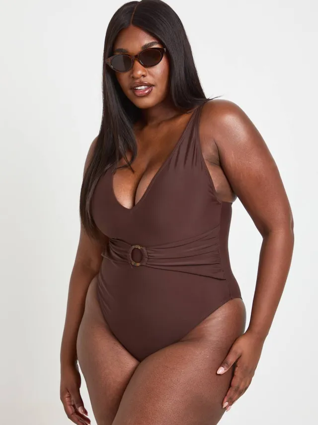 boohoo Dames Plus Buikcontrolerende O-ring Badpak Met Diepe V-hals Chocoladebruin