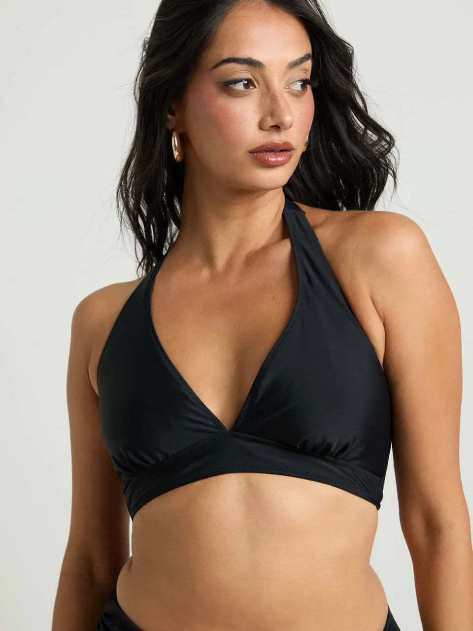 boohoo Dames Diep Uitgesneden Halter Bikinitop zwart, foto 4