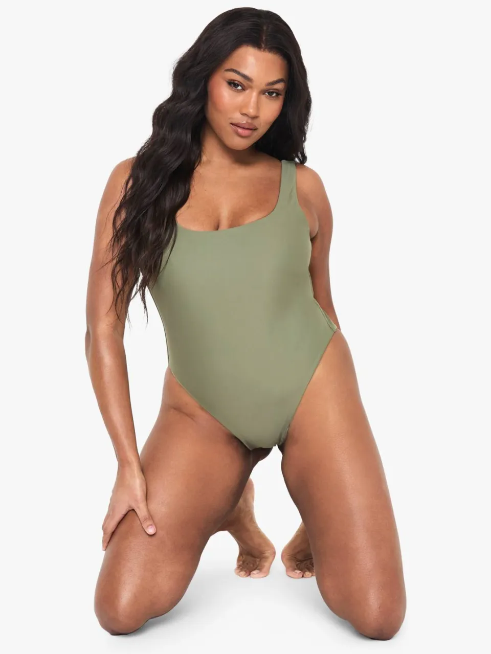 boohoo Dames Plus Swimwear Essentials Badpak met vierkante hals kaki, foto 3