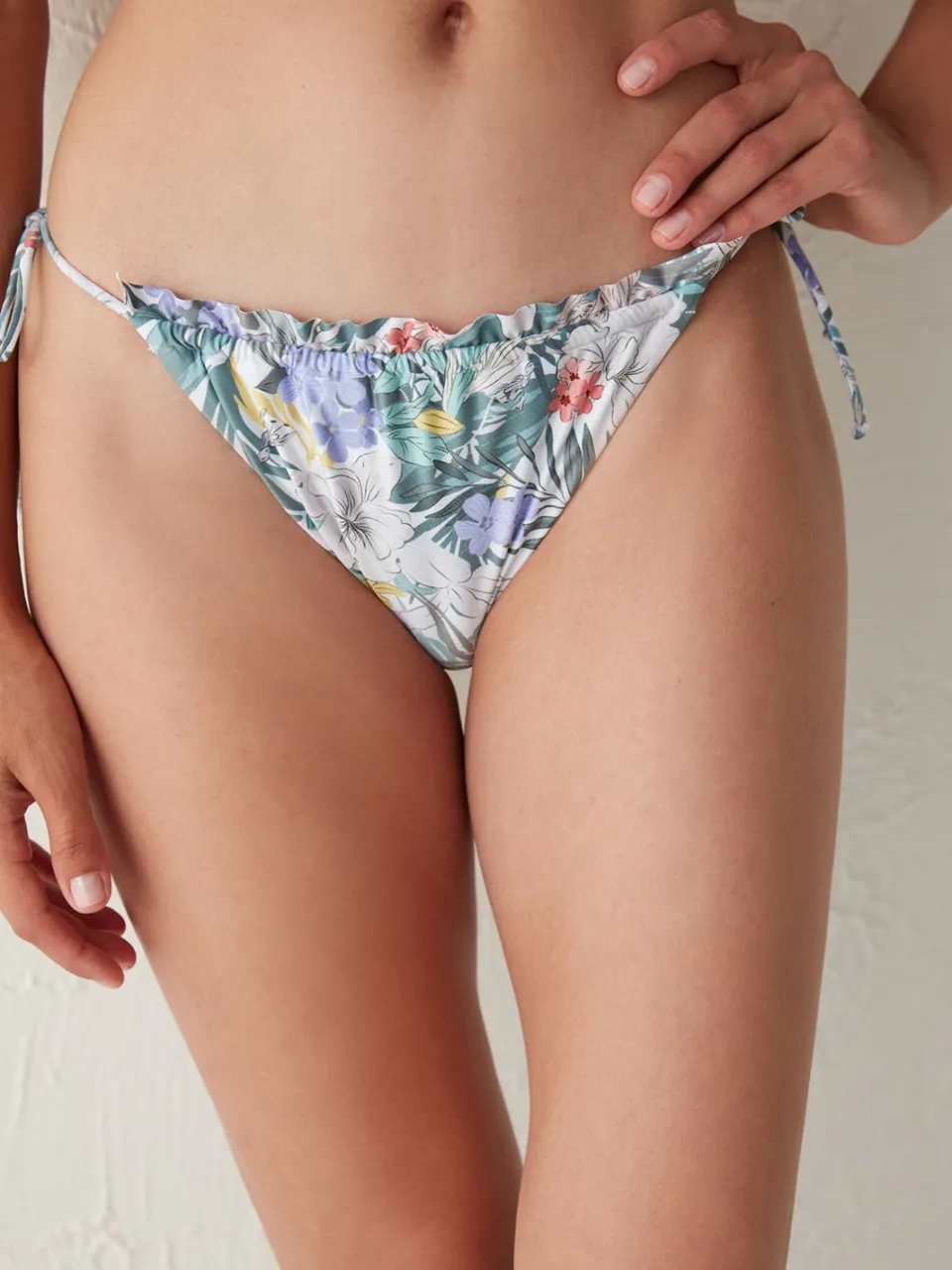 Penti Hoge taille Bloemen Rimpel Bikini Slip veelkleurig, foto 2