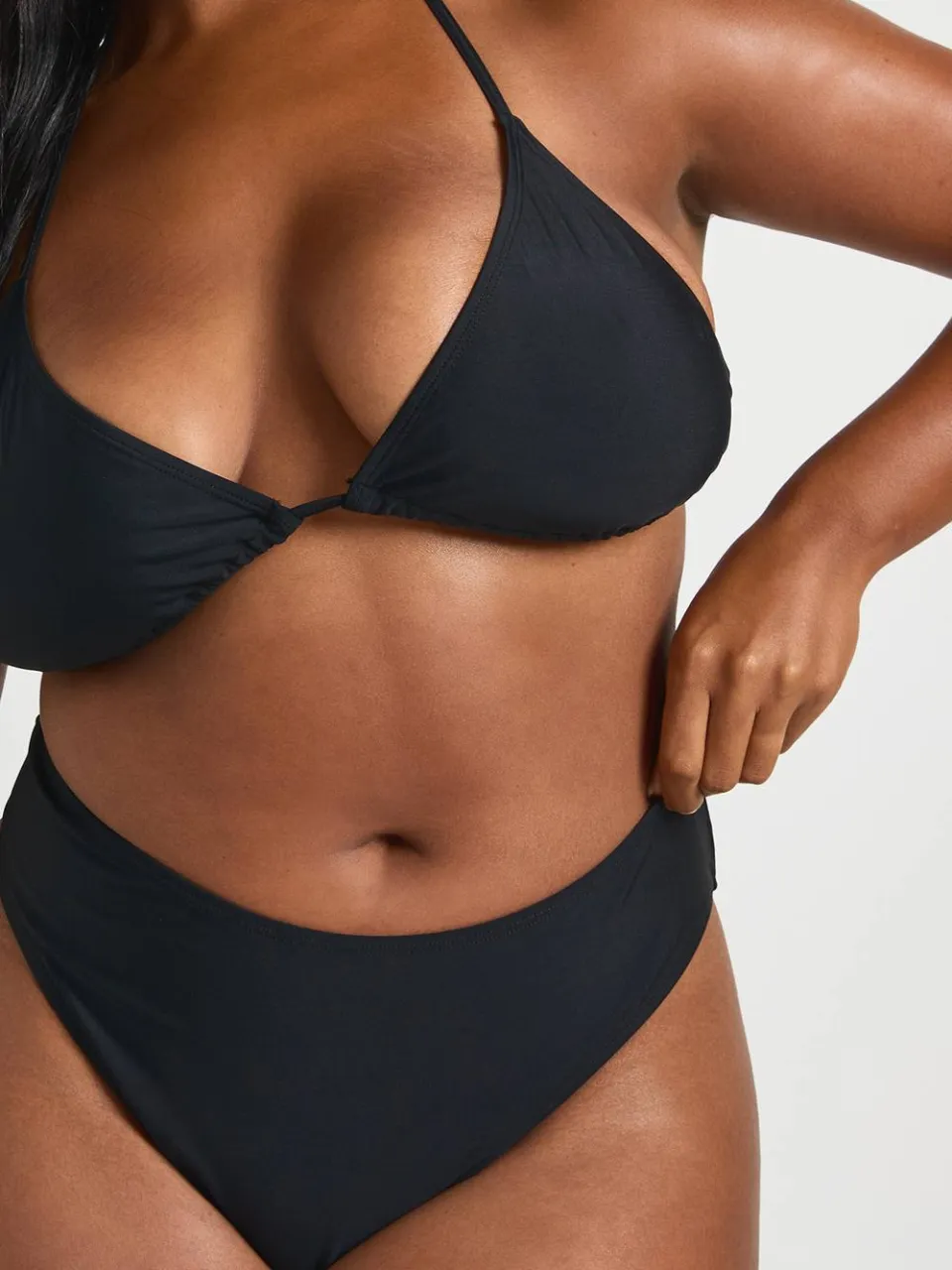 boohoo Dames Plus Essentials Effen Slip zwart, foto 4