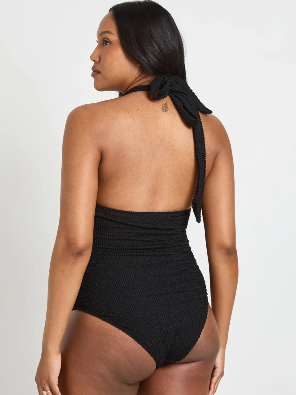 boohoo Dames Zwemsuit Voor Zwangeren Met Crinkle Structuur, Plunge Halslijn En Gerimpeld Detail zwart, foto 2