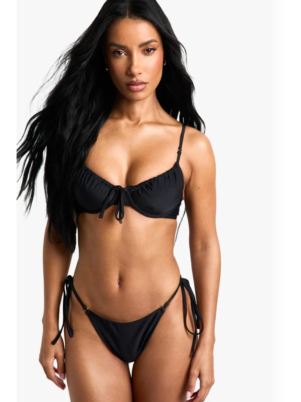 boohoo Dames Swimwear Essentials Onderbuisd Bikinioberstuk Zwart