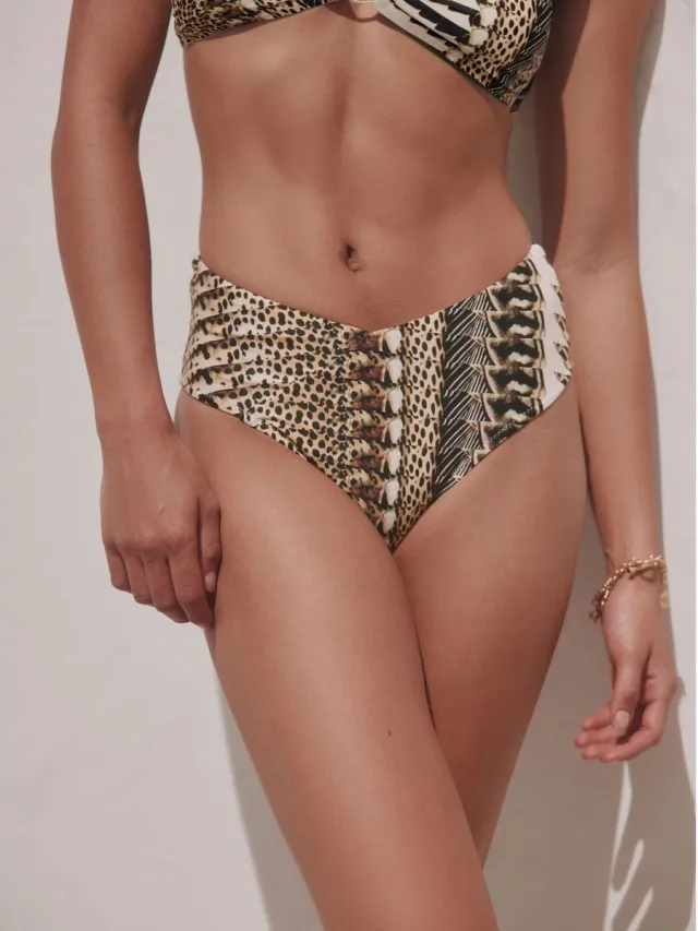 Next Dames - Hoog uitgesneden bikinibroekje met V-uitsnijding aan de voorkant - Dierenprint Brown Multi Animal