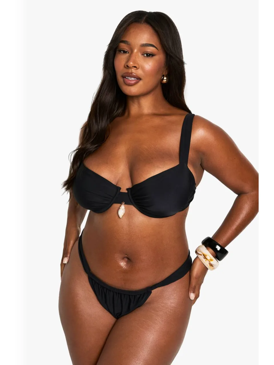 boohoo Dames Plus Shell Trim Ruched Tanga Bikini-ondergoed Zwart