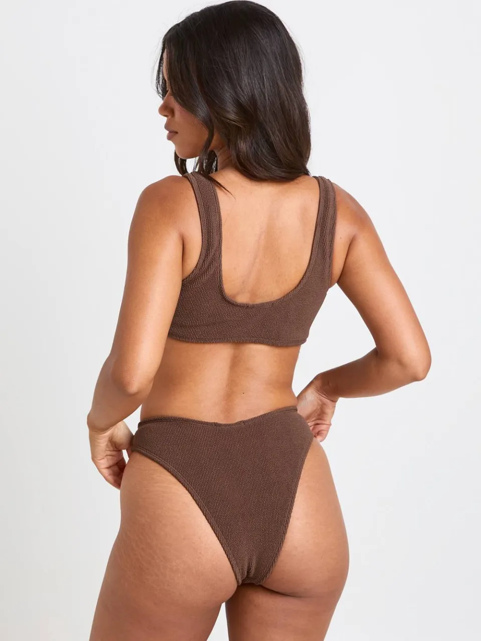 boohoo Dames Gestructureerde Hoge Pijp Bikinibroekje chocoladebruin, foto 2