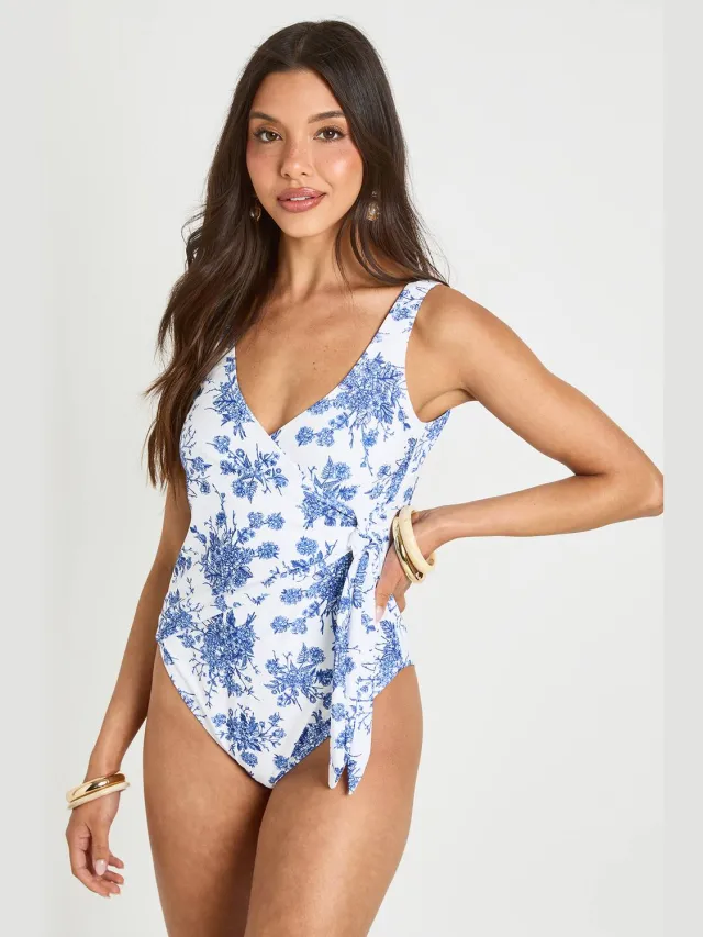 boohoo Dames Badpak Met Bloemenprint, Buikcontrole En Wikkeldetail Blauw
