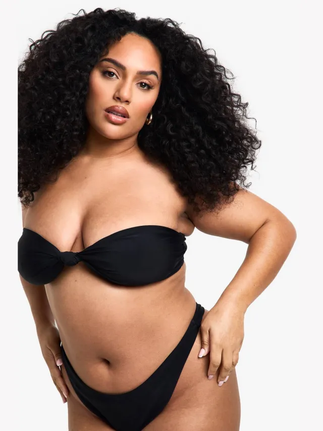 boohoo Dames Plus Swimwear Essentials Bandeau Bikini Top Zwart