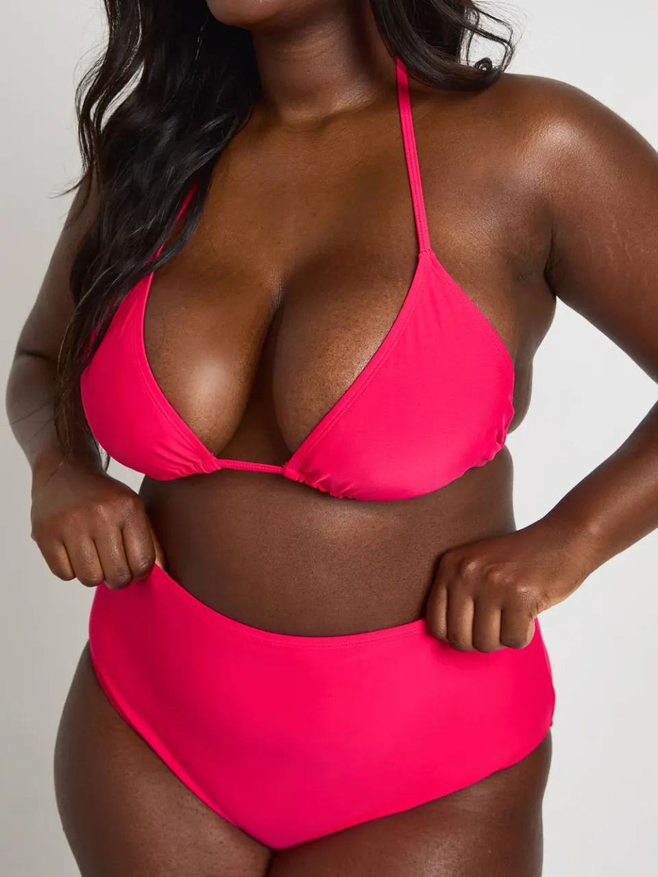 boohoo Dames Plus Size Zwemkleding Driehoek Bikini Top & Hoge Taille Bikini Set felroze, foto 4