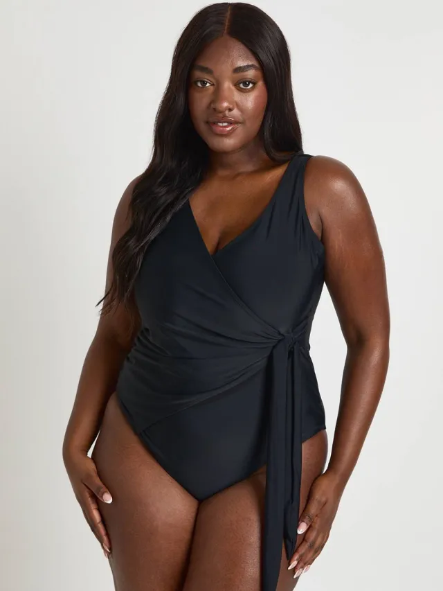 boohoo Dames Plus Buikcontrole Wikkel Detail Badpak Zwart