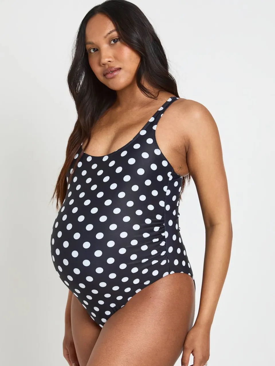 boohoo Dames Zwangerschaps Badpak Met Polkadots En Ronde Halslijn zwart, foto 3