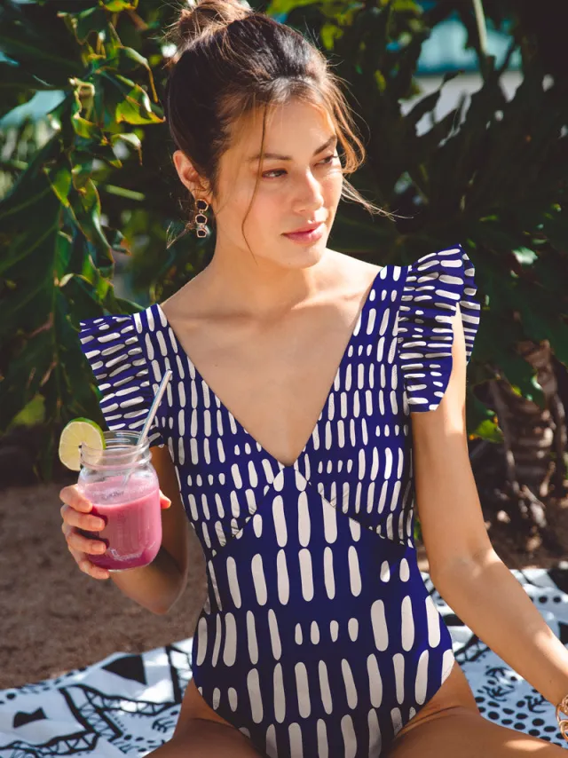 Averie dames vegan Badpak Amada Indigoblauw Wit Crème