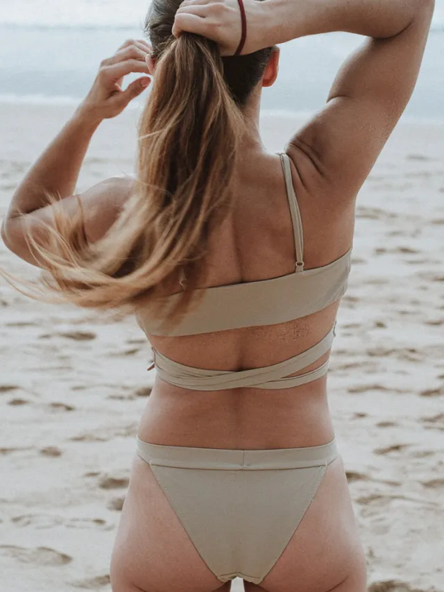 Anekdot dames vegan Bikini Lin Cheeky Beige