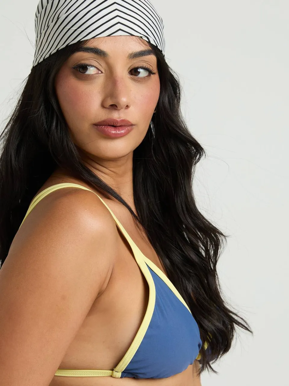 boohoo Dames Driehoek Bikini Top en Bikini Broekje Set met Dubbele Bandjes Detail aqua, foto 3