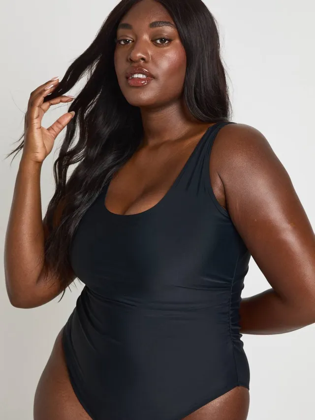 boohoo Dames Plus Buikcontrole Scoop Badpak Zwart