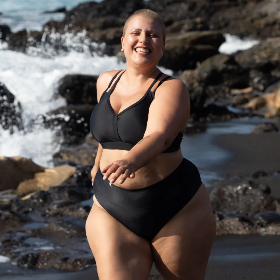 Inaska dames vegan Bikinibroekje Hoge Taille Feel Zwart