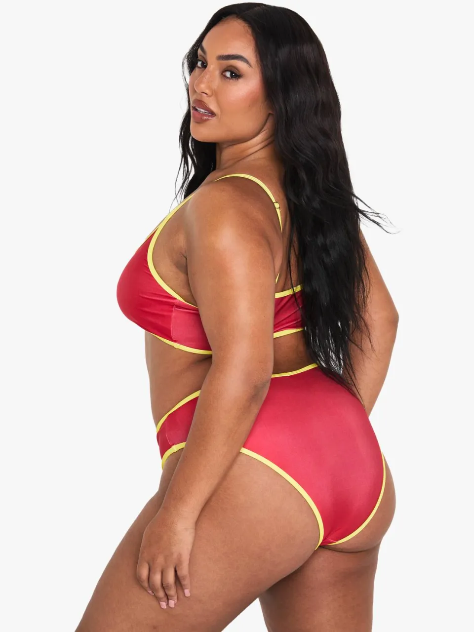 boohoo Dames PLUS bikini set met contrasterende afwerking en hoge taille rood, foto 2