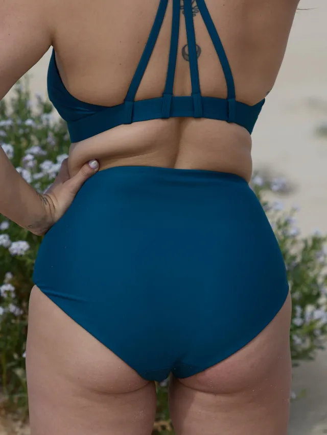 Inaska dames vegan Bikinibroekje Pure High Waist Reversible Donkerblauw Petrol