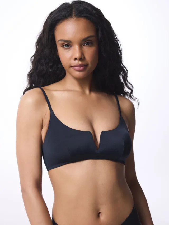 Penti Verstevigde Cut-Out Beha Top Zwart