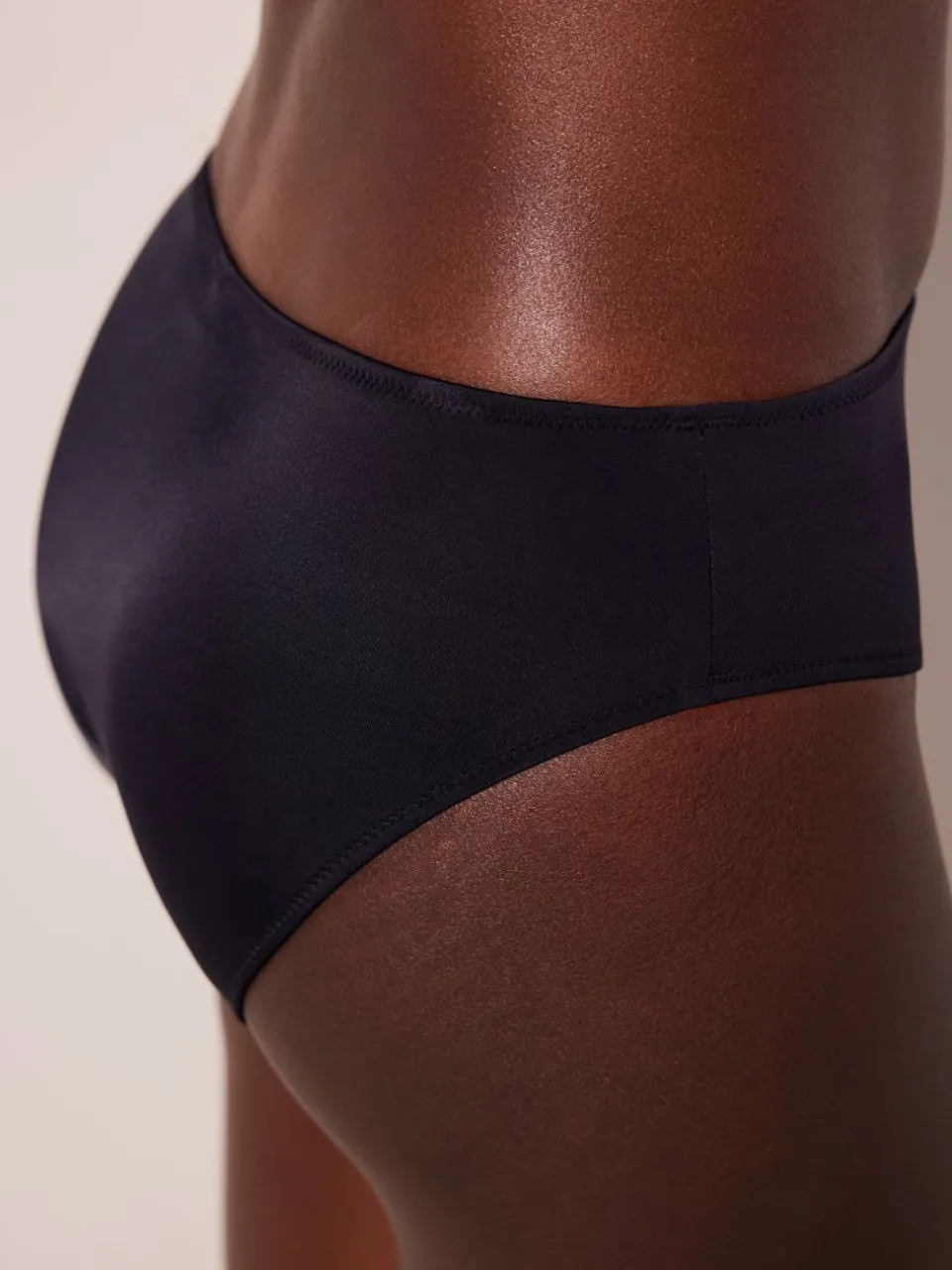 Penti Helft-Hoge Hipster Bikini Onderstukken zwart, foto 2