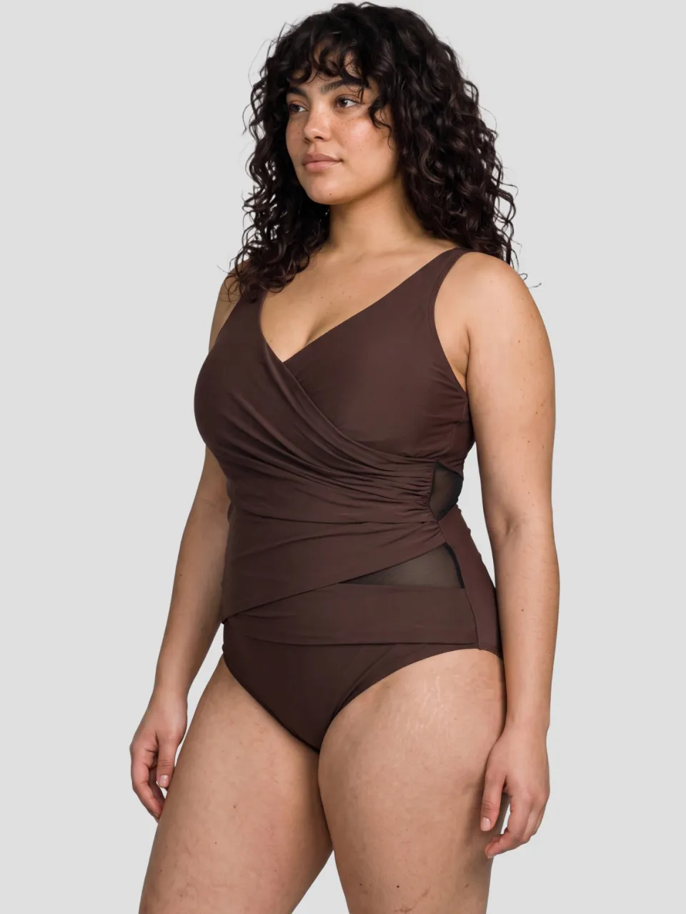 BEACHWAVE Curve corrigerend badpak met voorgevormde cups - donkerbruin, foto 5