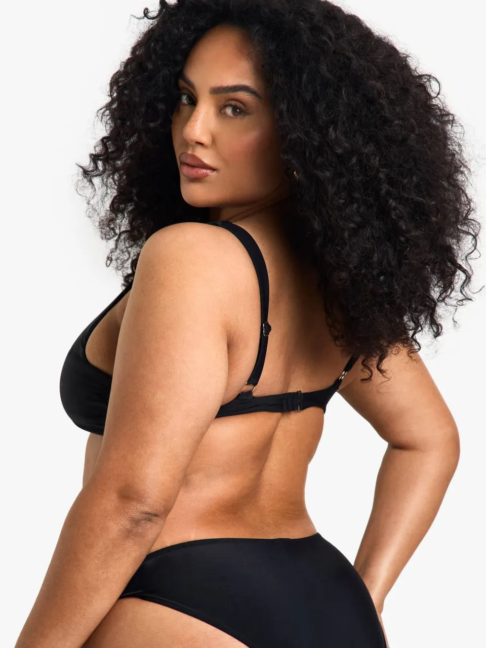 boohoo Dames Plus Swimwear Essentials Crop Bikini Top zwart, foto 3