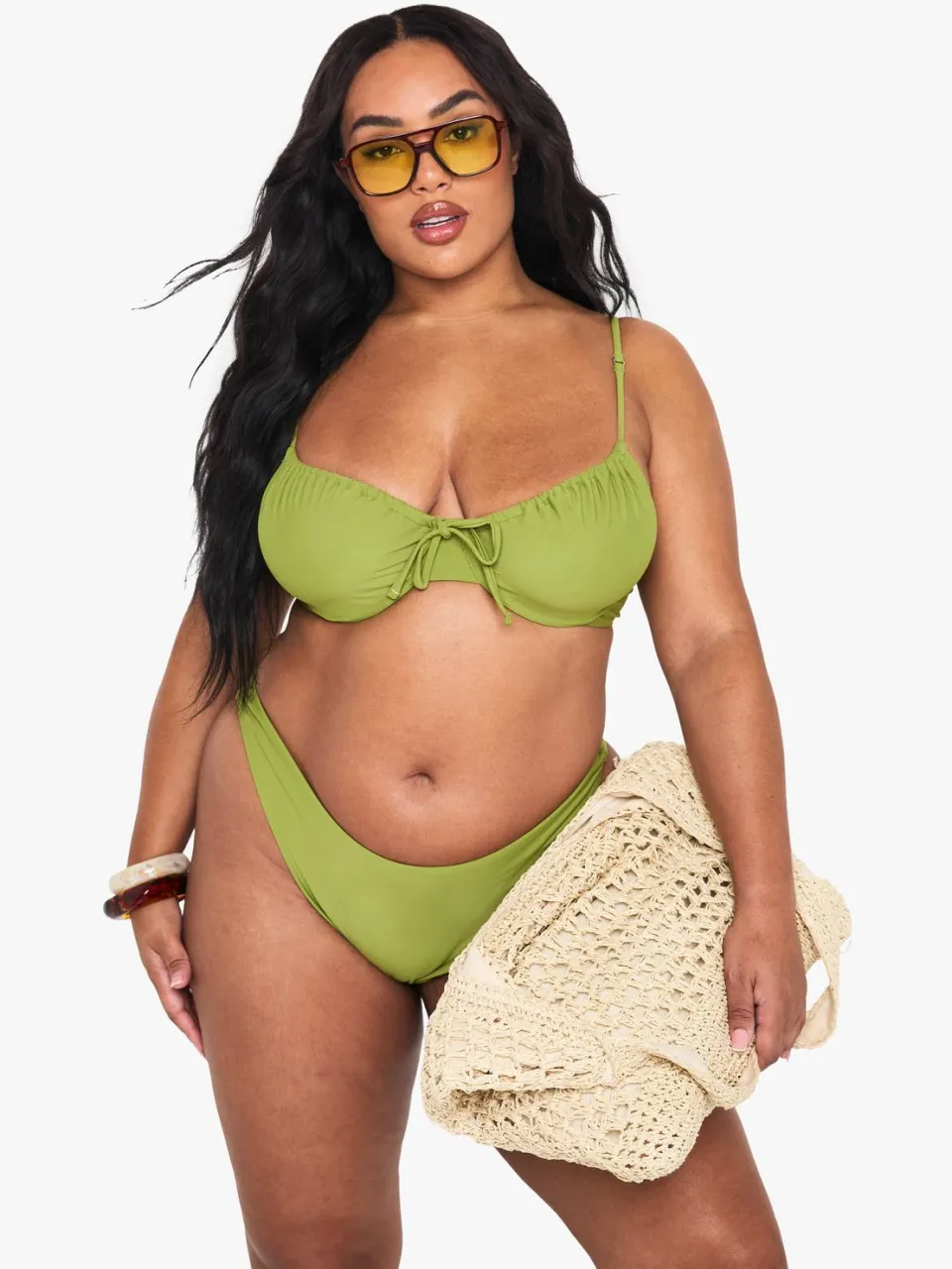 boohoo Dames Plus gerafelde bikini-top met beugels olijf, foto 3