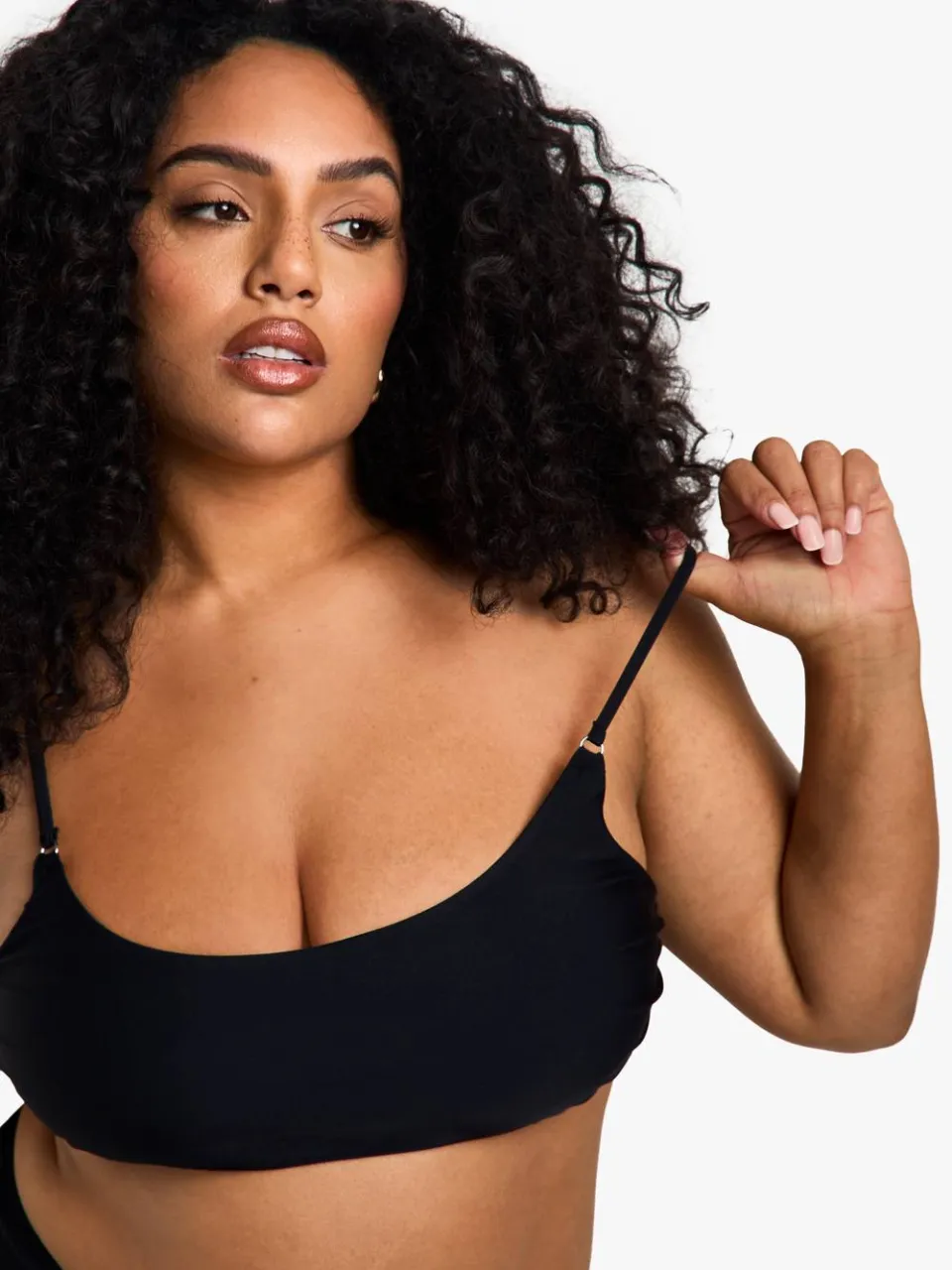 boohoo Dames Plus Swimwear Essentials Scoop Bikini Top zwart, foto 4