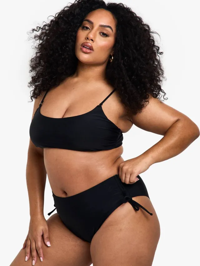 boohoo Dames Plus Swimwear Essentials Scoop Bikini Top Zwart