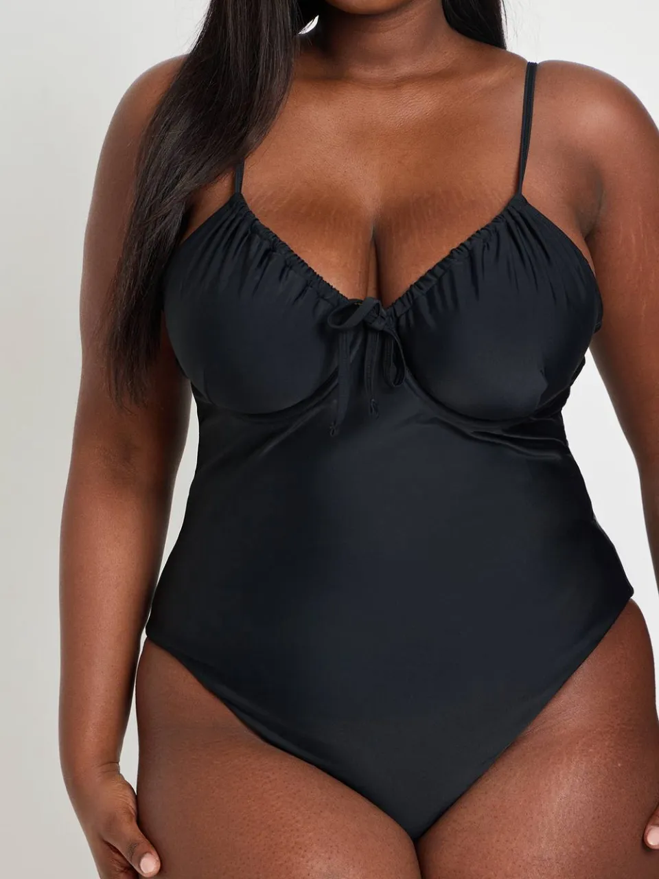 boohoo Dames Plus Zwemkleding Essentials Badpak Met Beugel zwart, foto 4