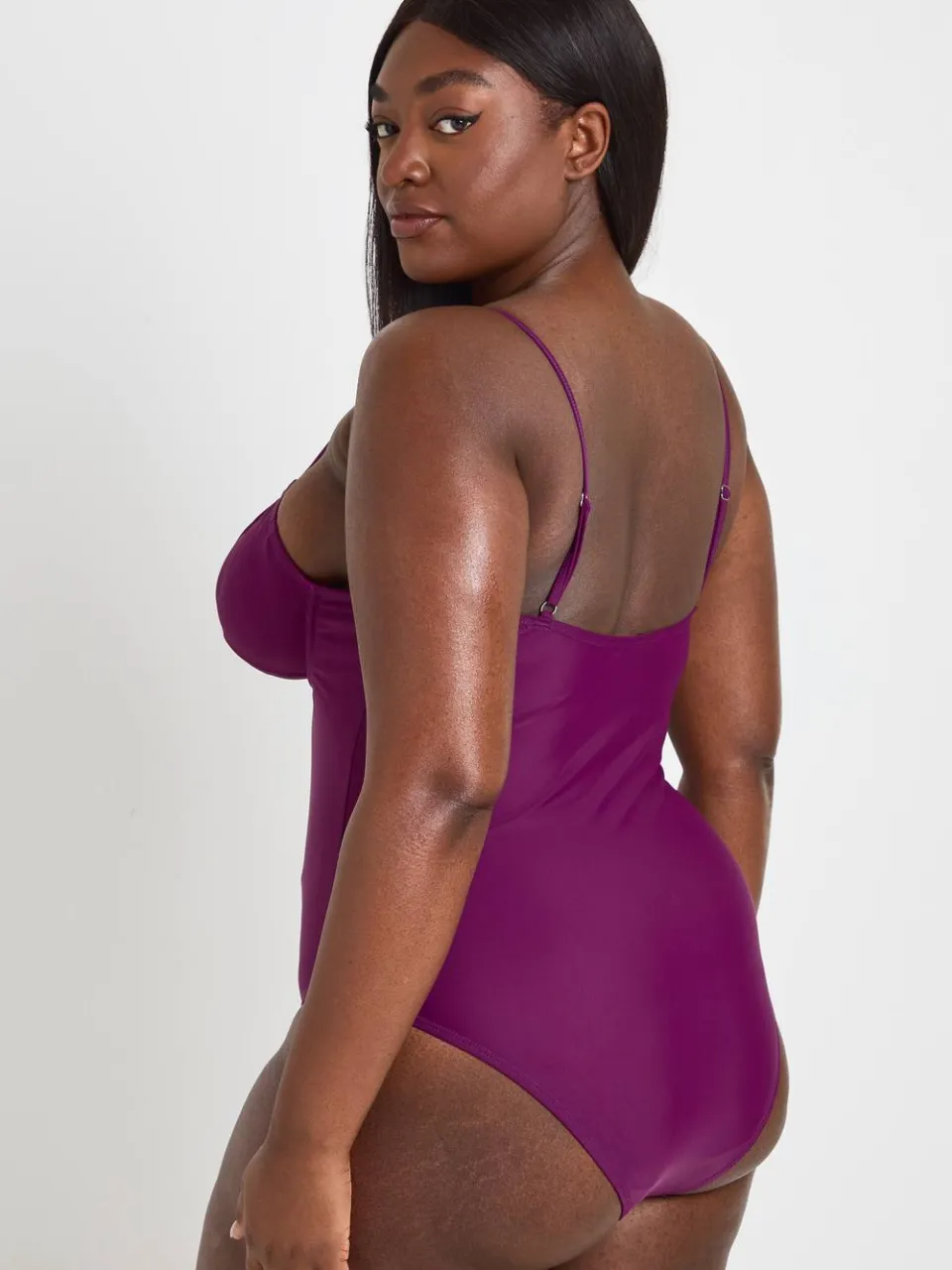 boohoo Dames Plus Badmode Essentials Beugel Badpak violet, foto 3
