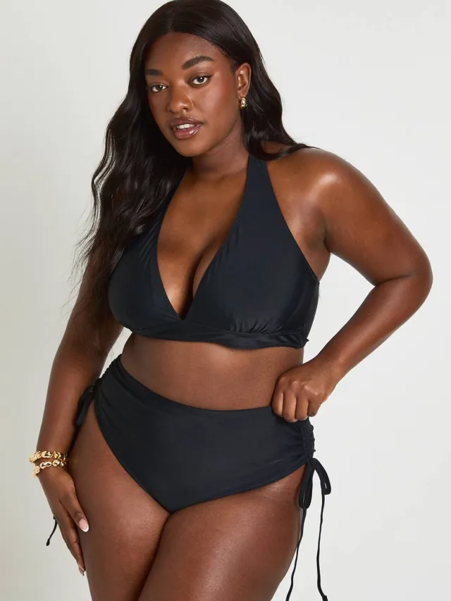 boohoo Dames Plus Buikcontrole Geplooid Hoge Taille Bikinibroekje Zwart