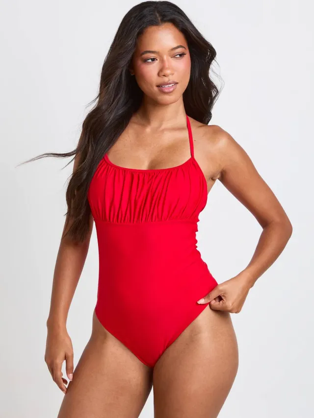 boohoo Dames Badpak Met Gerimpelde Halternek Rood