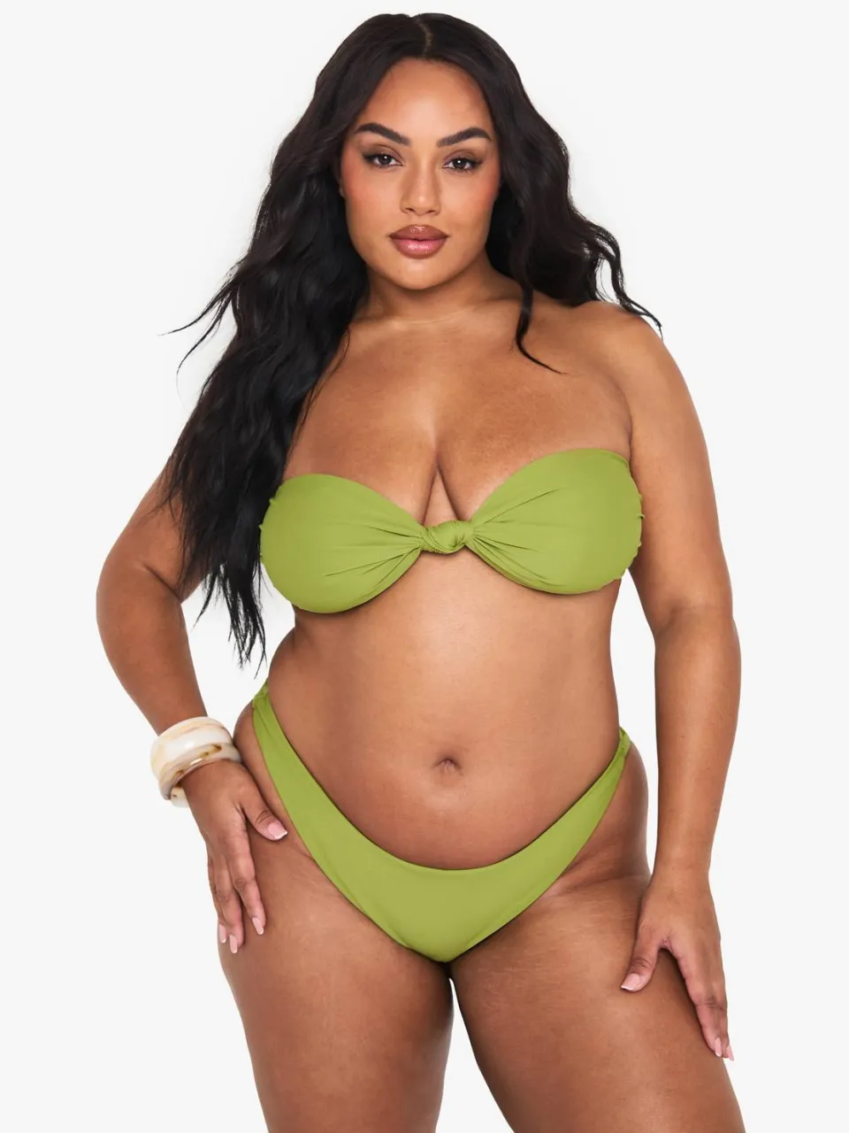 boohoo Dames Plus Bikini Top met Plus Knot Detail in Bandeau-stijl olijf, foto 2