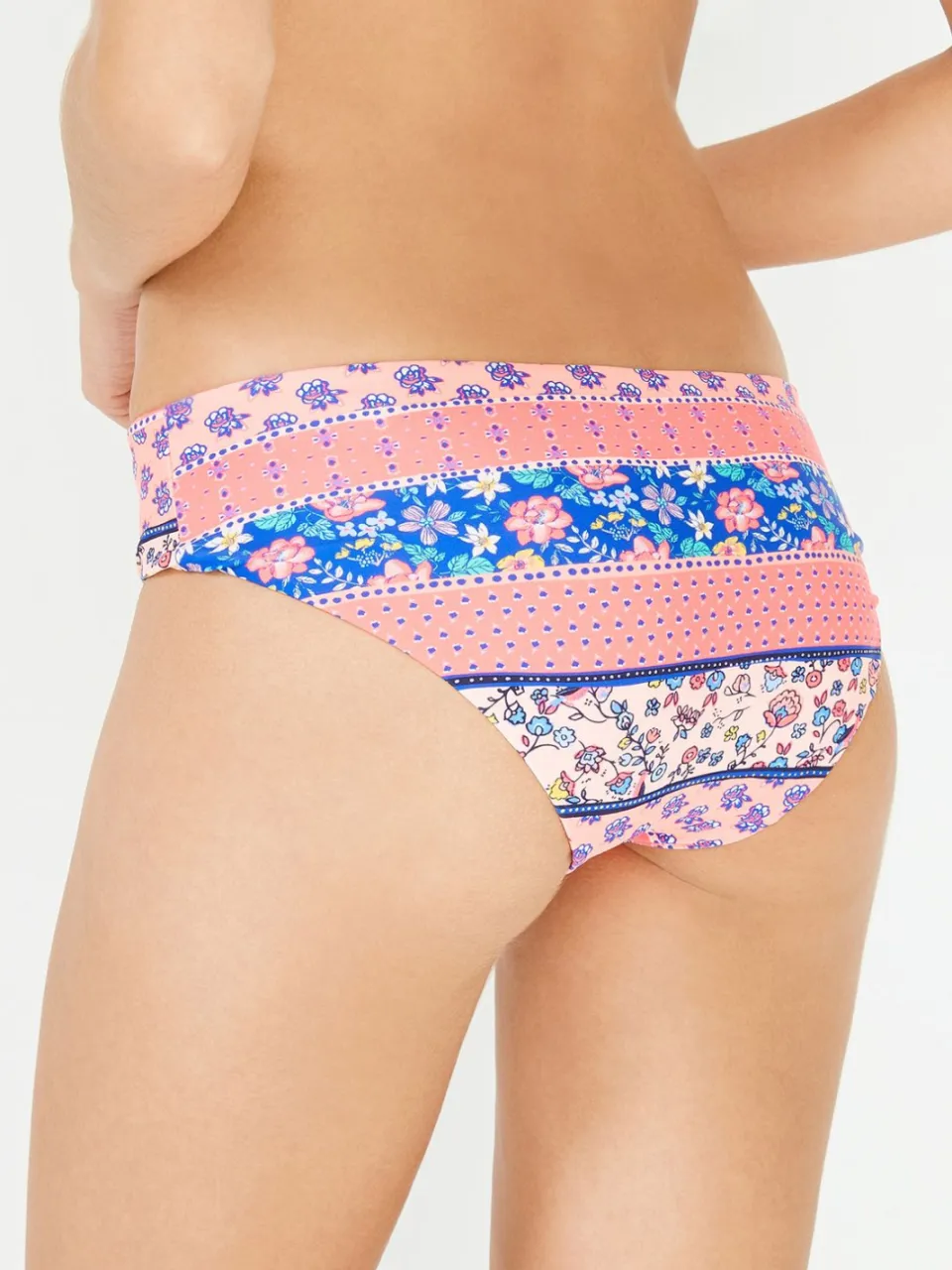 Penti Bloemige Mid-Waist Hipster Bikini Onderstukken veelkleurig, foto 2