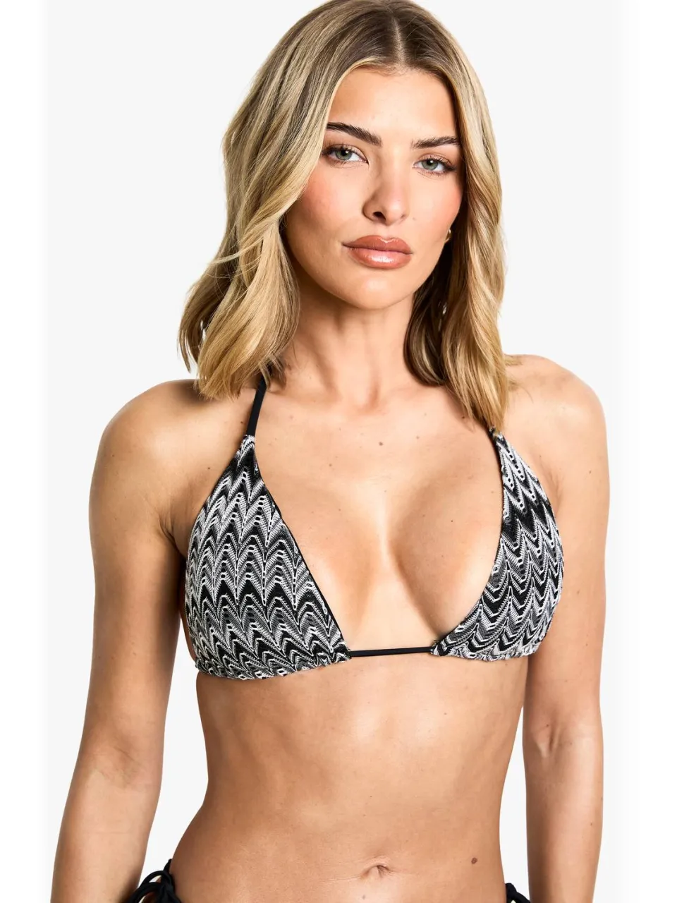 boohoo Dames Gebreide Zig Zag Driehoek Bikini Top zwart, foto 3