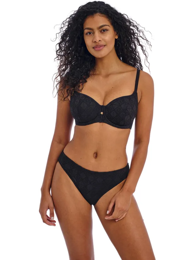 Freya crochet bikinibroekje Nomad zwart