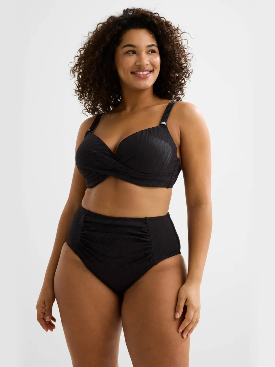 BEACHWAVE Curve high waist bikinibroekje met textuur zwart