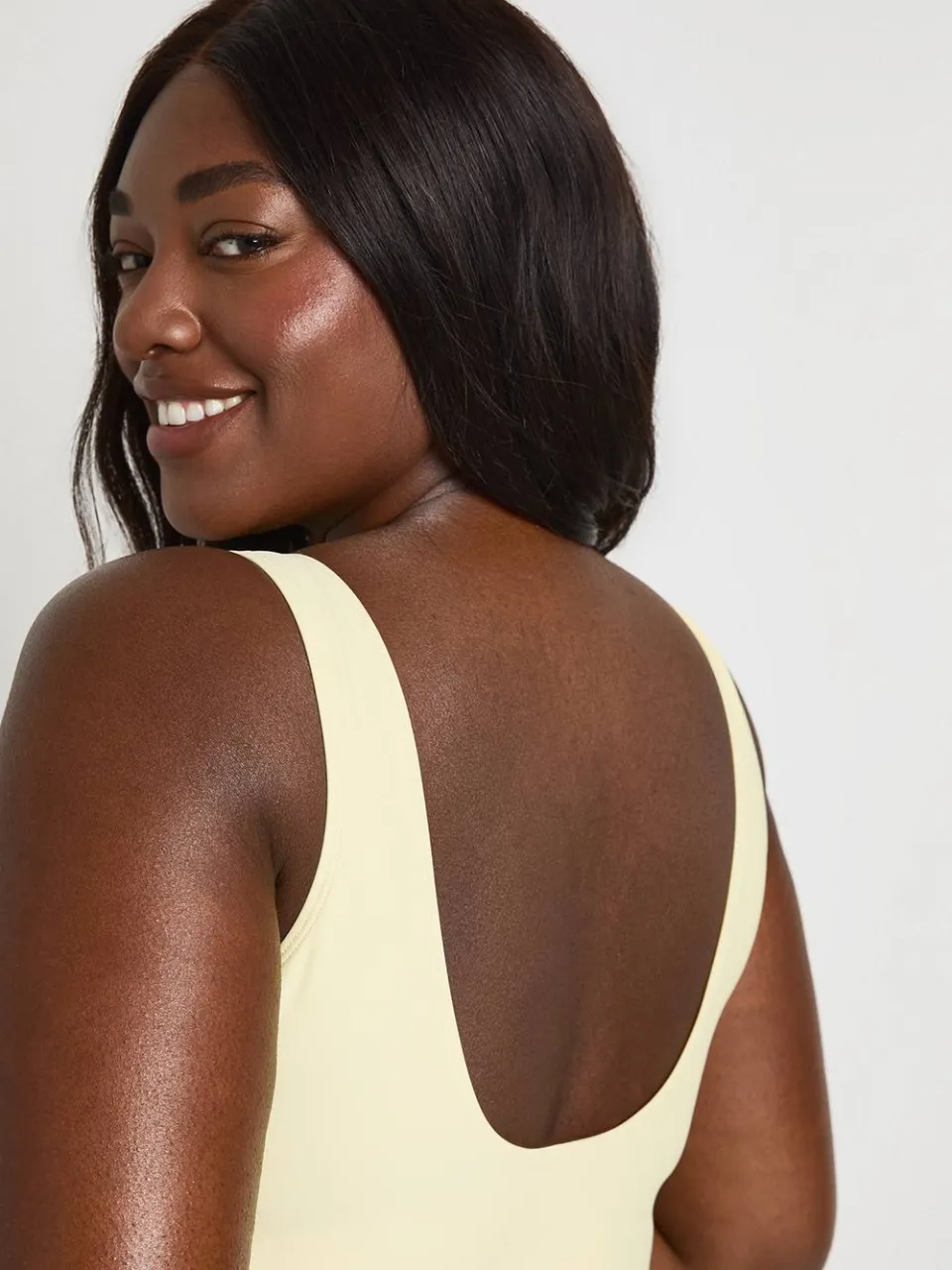 boohoo Dames Plus Essentials Badpak Met Ronde Halslijn citroen, foto 4
