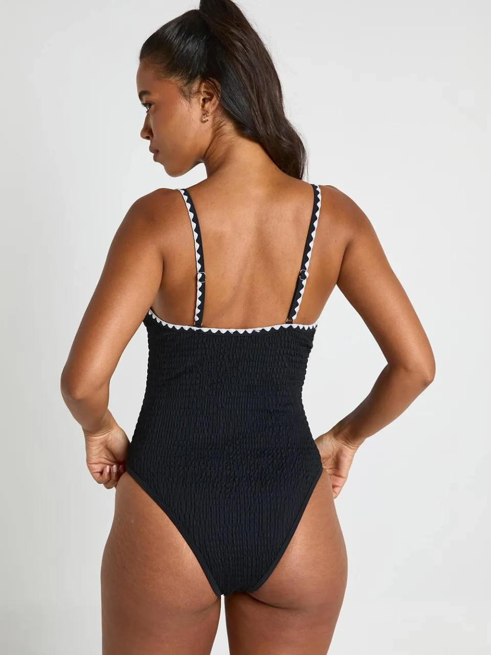 boohoo Dames Badpak Met Contrasterende Stiksels zwart, foto 2