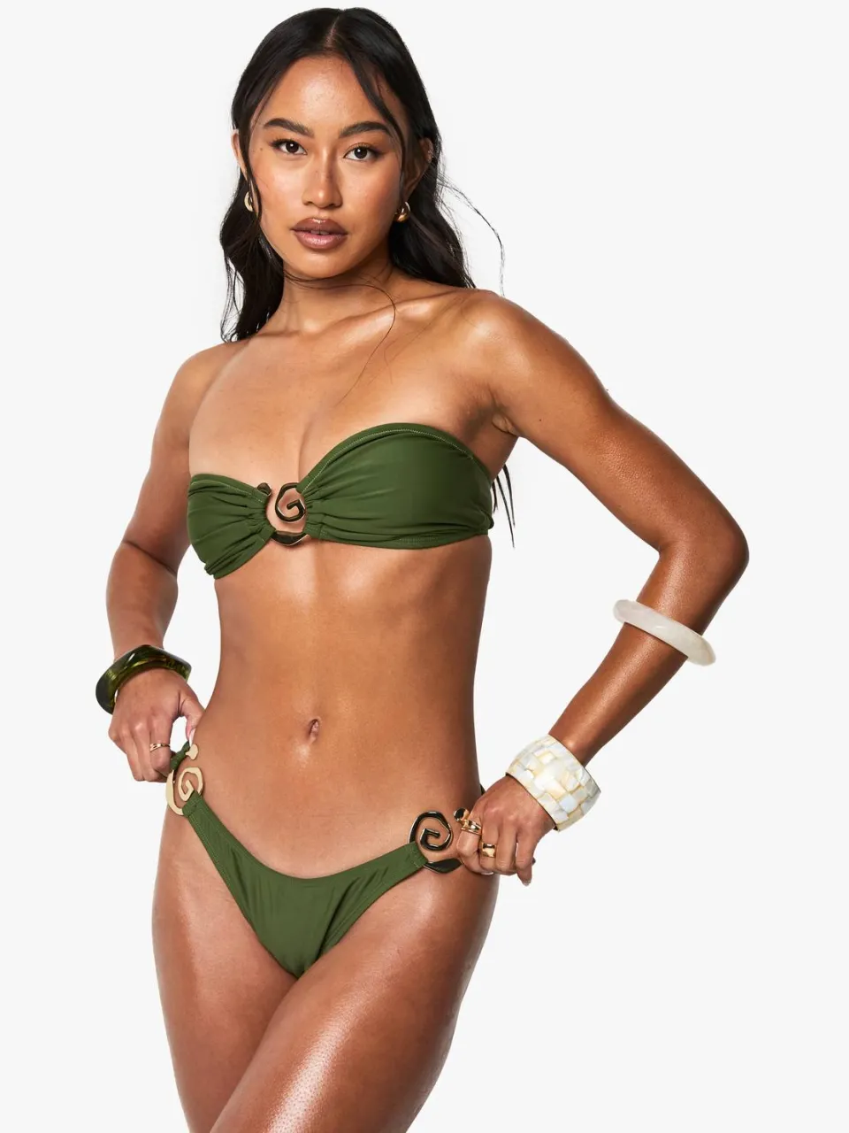 boohoo Dames Premium Swim Swirl Trim Bandeau Bikini Top kaki, foto 3