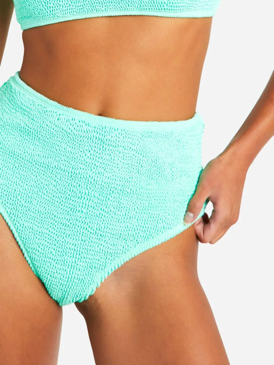 boohoo Dames Premium Crinkle Bikini Slip met Hoge Taille munt, foto 4