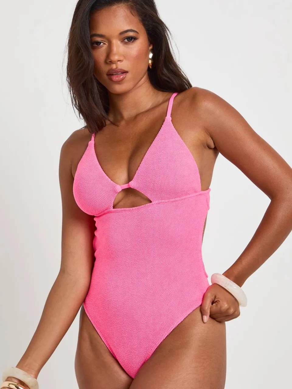 boohoo Dames Badpak Met Diepe V-hals, Sleutelgat Uitsnijding En Crinkle Structuur zwart, foto 3