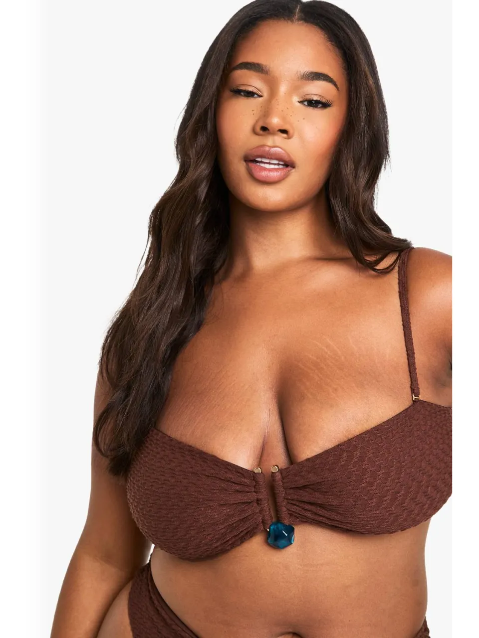 boohoo Dames Plus Crinkle Top met edelsteenaccenten en bandeautop chocoladebruin, foto 3