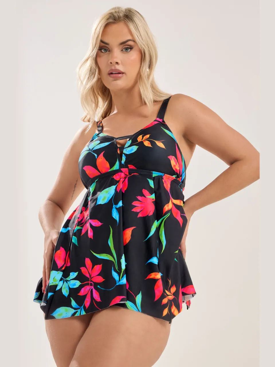 Yours Zwarte Tankinitop Met Bloemenprint En Asymmetrische Zoom Black