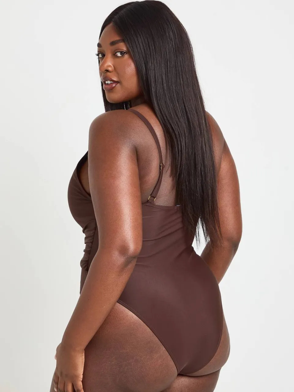 boohoo Dames Plus Buikcontrolerende O-ring Badpak Met Diepe V-hals chocoladebruin, foto 2