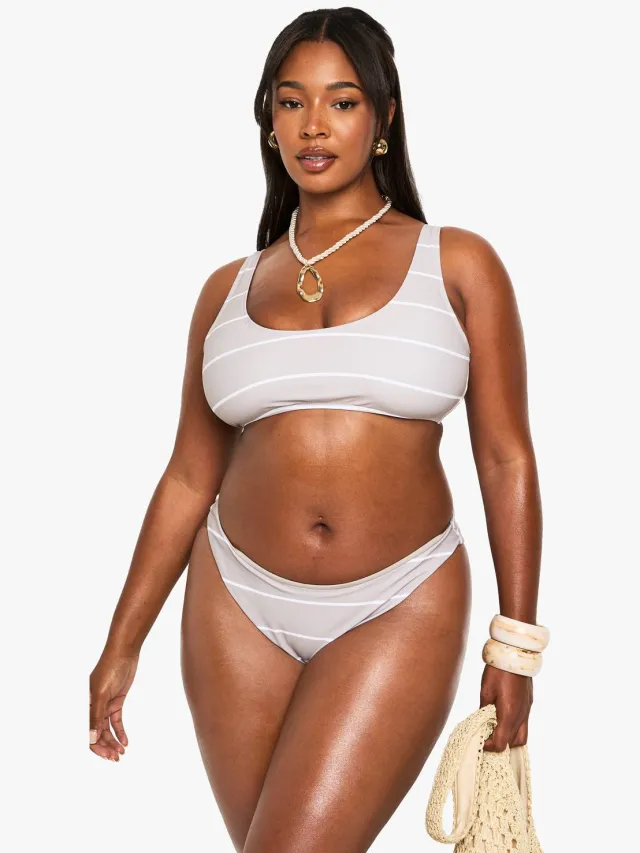 boohoo Dames Plus Badmode Essentials Streep Scoop Bikini Top Steen