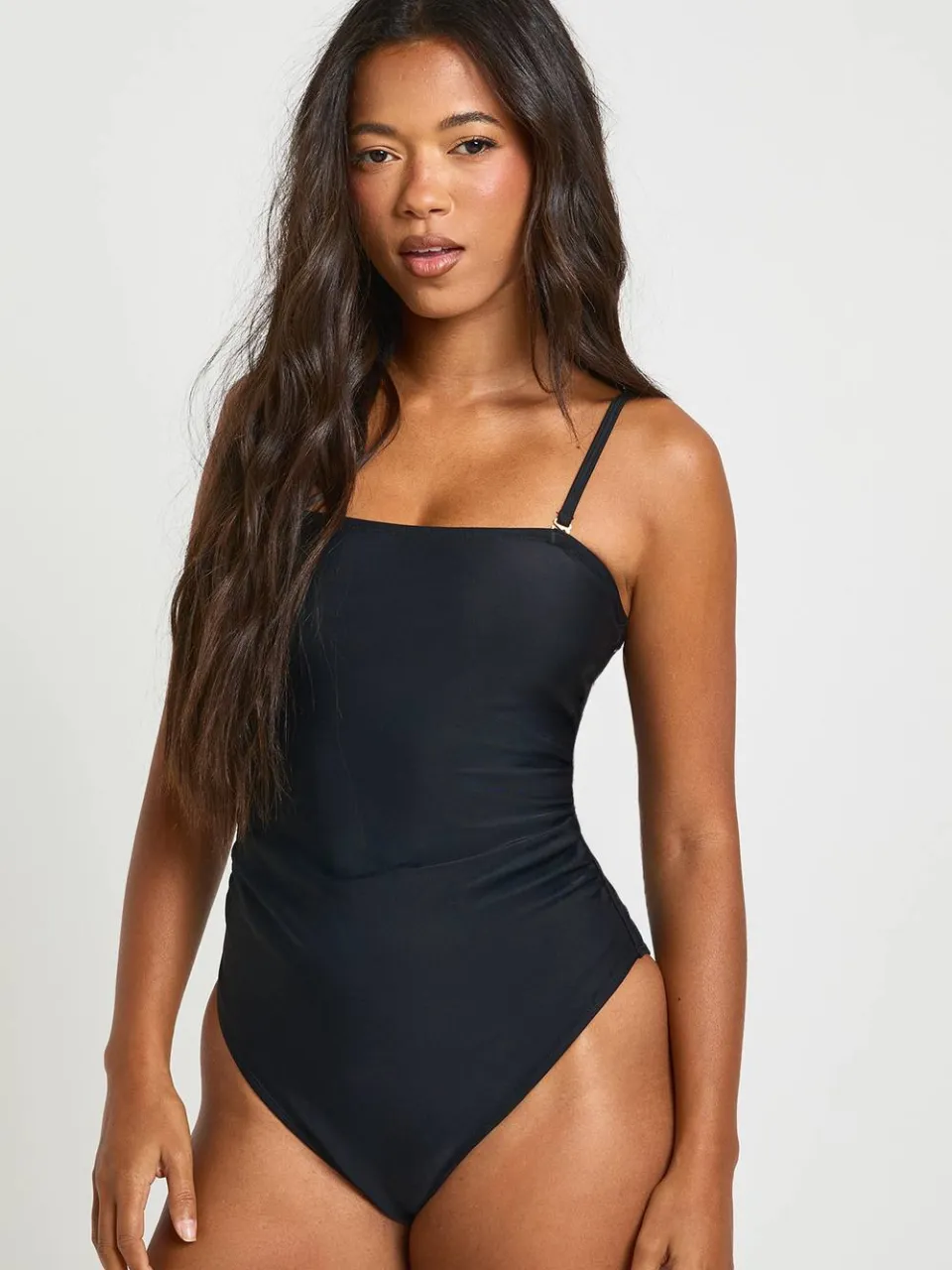 boohoo Dames Essentials Bandeau Badpak met Afneembare Bandjes zwart, foto 3